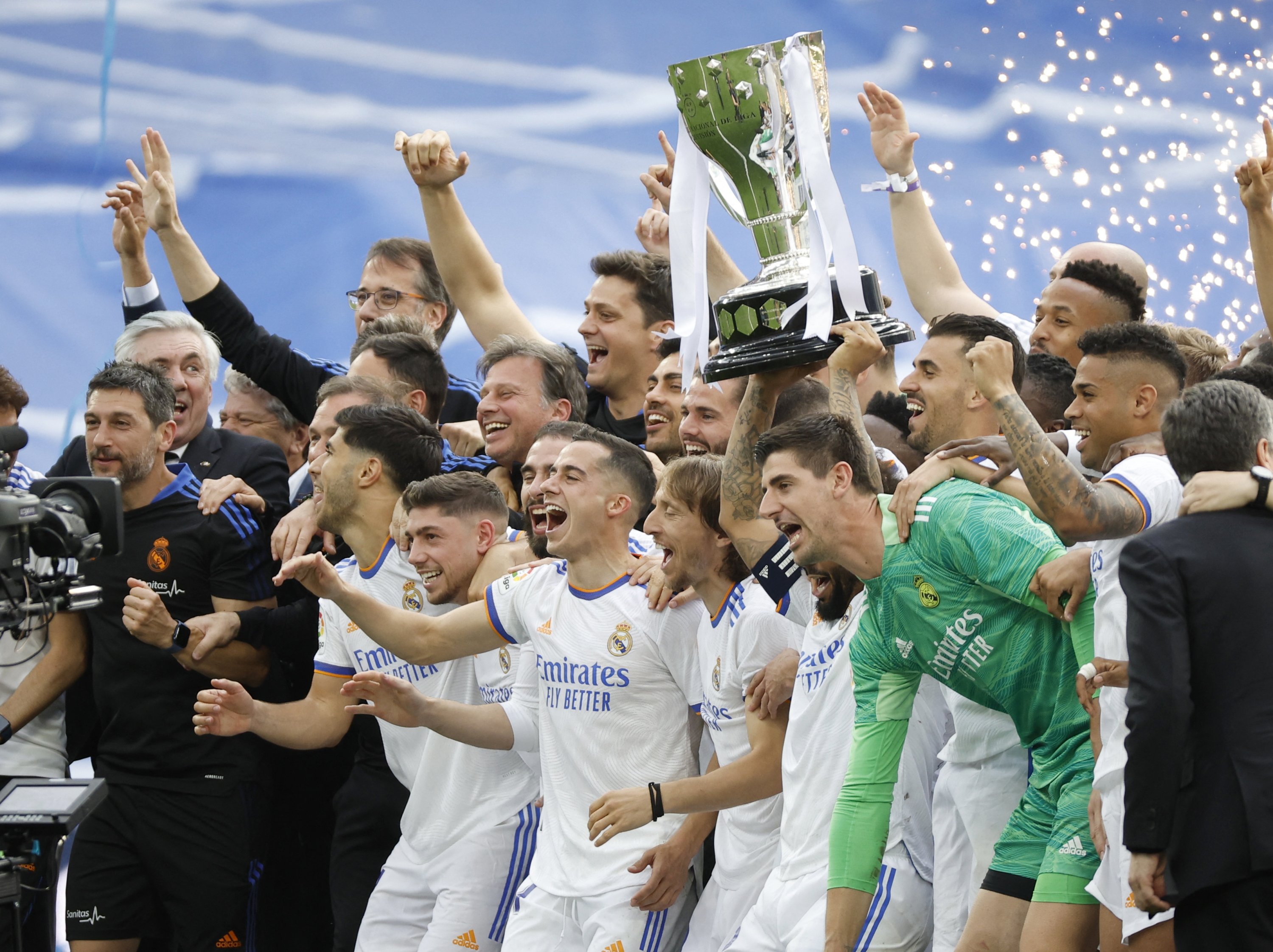 皇马夺得第36个西甲联赛冠军：统治的胜利